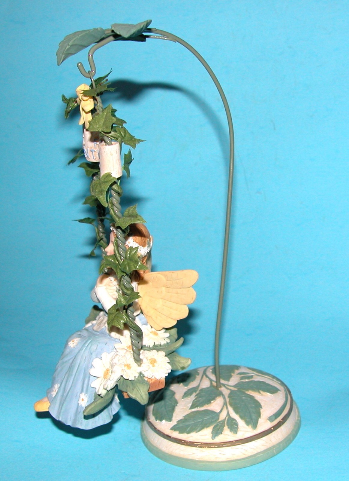 Demdaco Wildflower Angel swing “Daisies for Gentleness” #36702 New/box 4×8.5 in