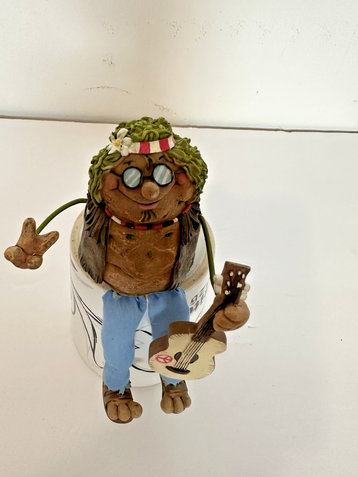 2006 WMG Anthropomorphic Hippie Guitar Player Musician Shelf Sitter Potato