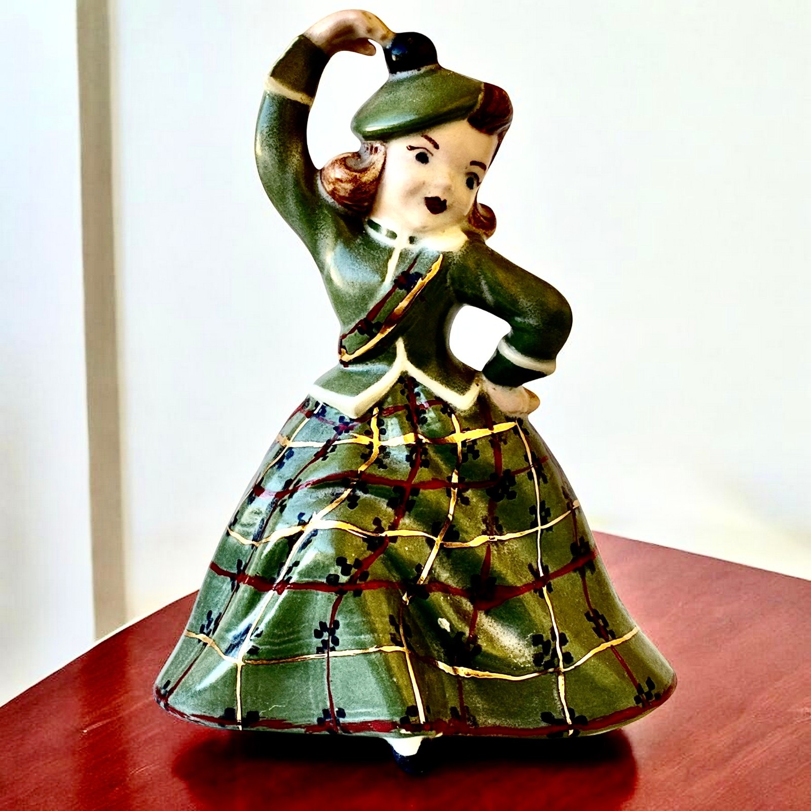 Ceramic Figurine Scottish Dancing Girl Holland Mold 7″ tall
