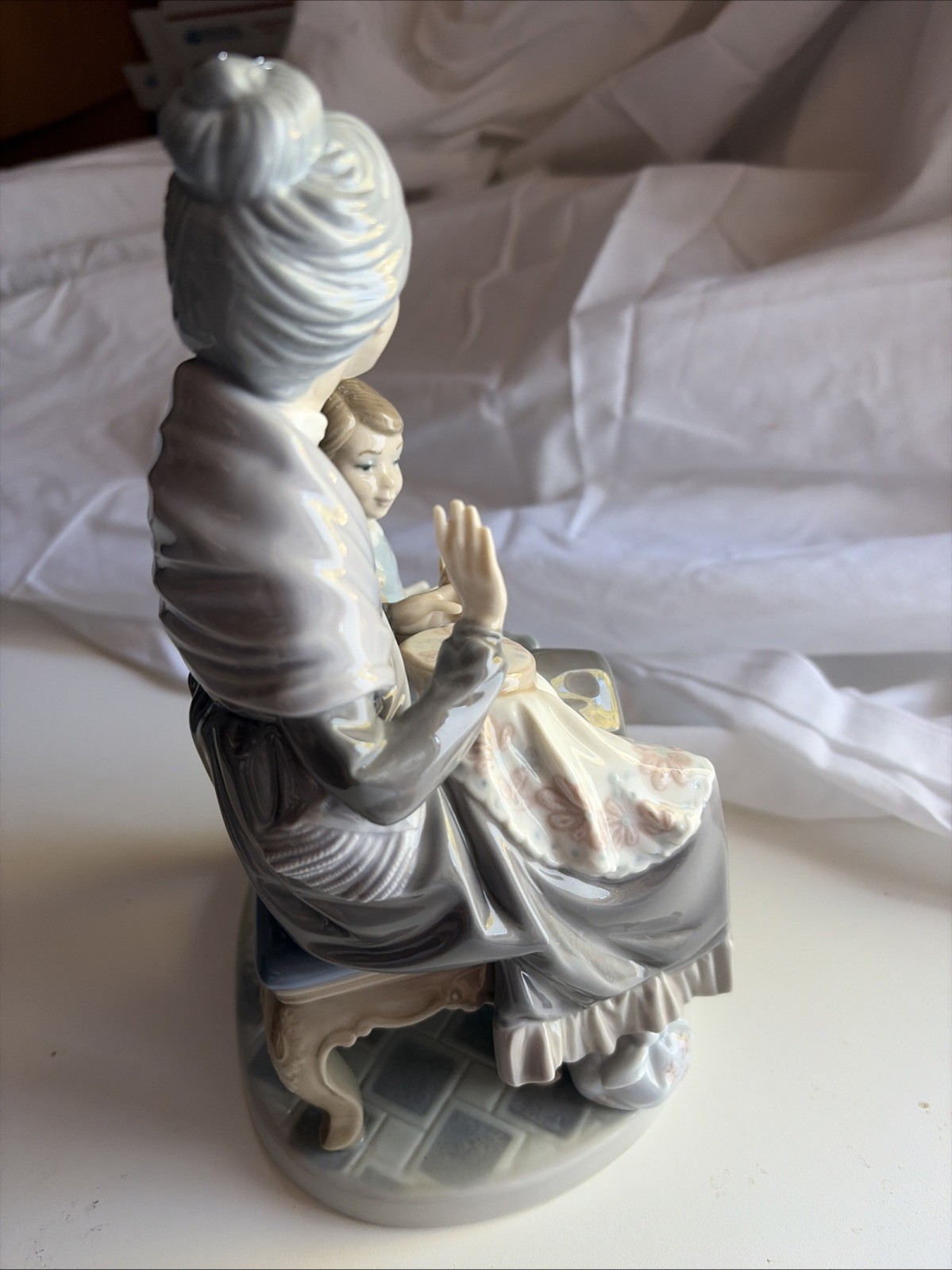 Lladro A Visit With Granny w/ No Box – Perfect Condition