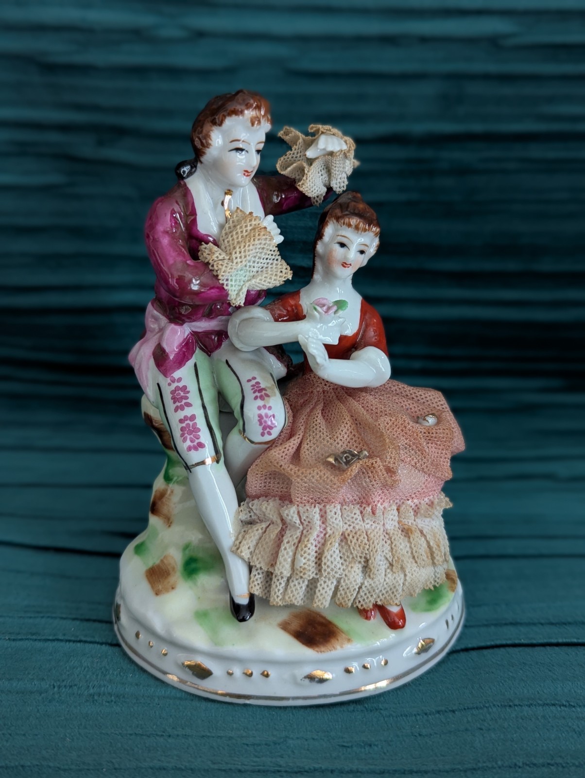mid‑20th‑century European lace‑porcelain reproduction, Dresden/Capodimonte Style