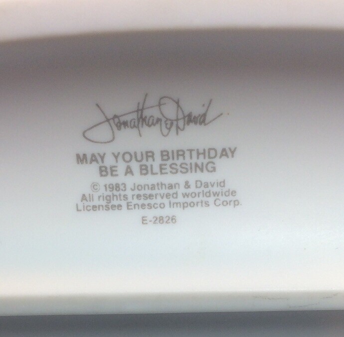 PRECIOUS MOMENTS FIGURINE ” MAY YOUR BIRTHDAY BE A BLESSING ” #E2826… 1983