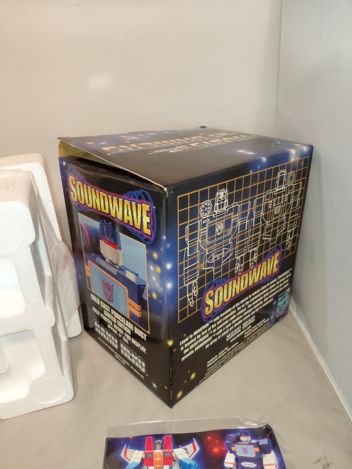 Hard Hero Transformers Soundwave Cold Cast Porcelain Bust Limited Edition