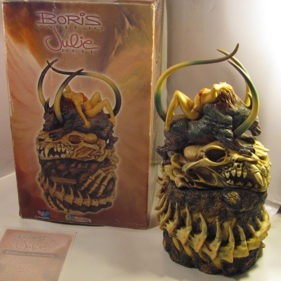 Spencer Gifts Boris Vallejo Art “Sunrise” Statue Figure Sexy Girl Conan SSOC 90s