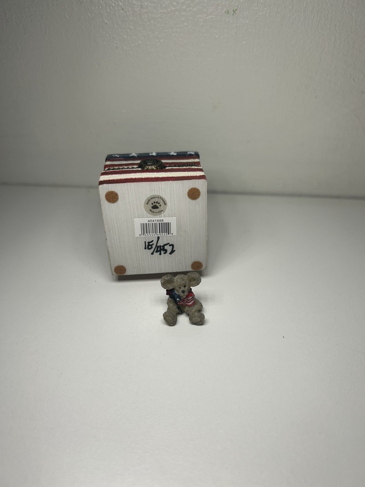 Boyds Bears Treasure Box “Sami’s Flag Box with Liberty McNibble” #404188 1E