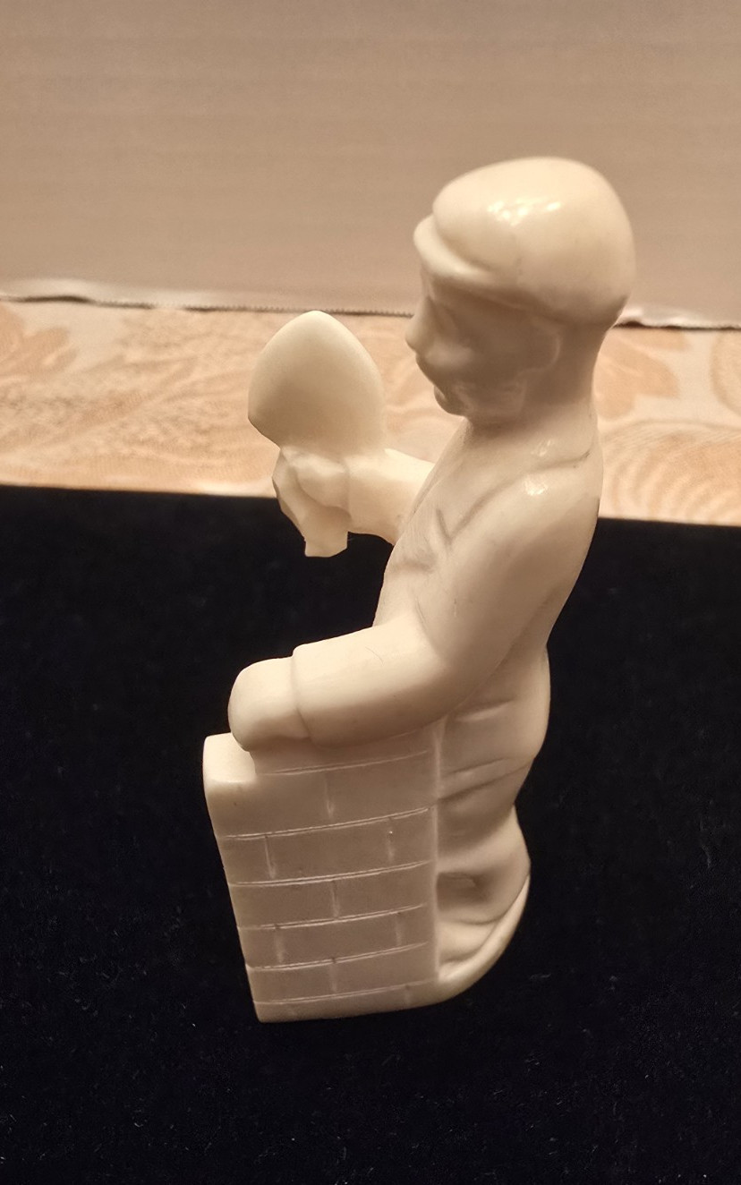 Vintage Hand Carved Figurine Mason at Work with Trowel & Ice Block Sculptor