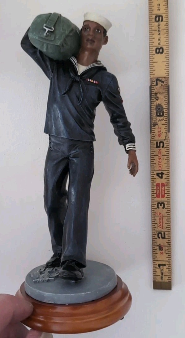 ​Vanmark American Heroes AH81962 Going Ashore Ltd Ed 1/1299 US Navy Sailor