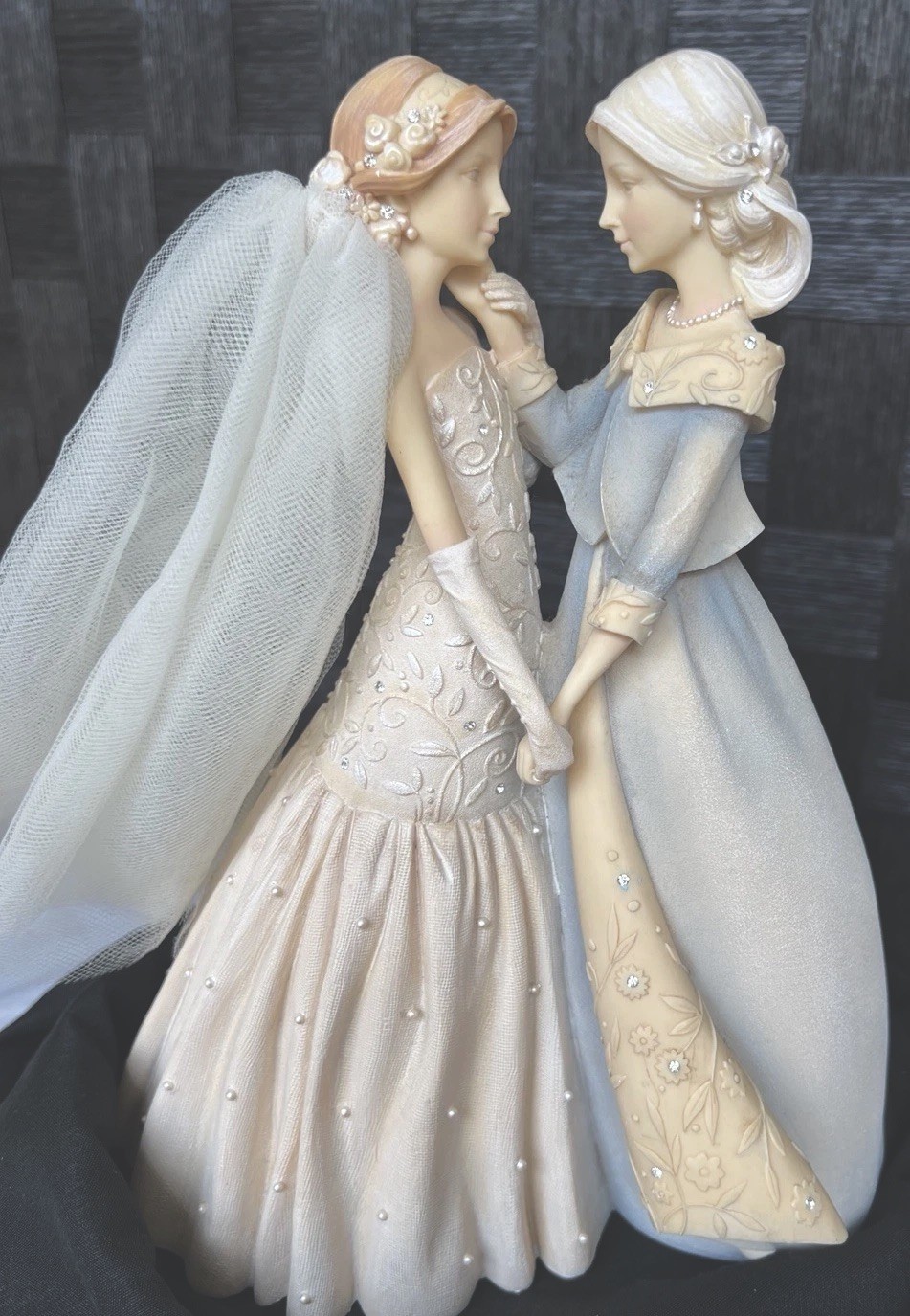 RARE Enesco Foundations Mother and Bride Figurine #4032045 Karen Hahn 2012 HTF