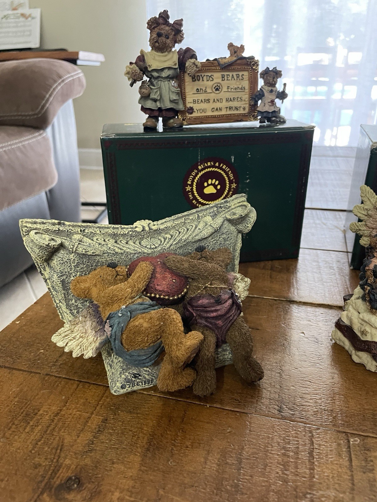 Boyd’s Bears and Friends Collectible Figurines Collection Set of 14+pillow