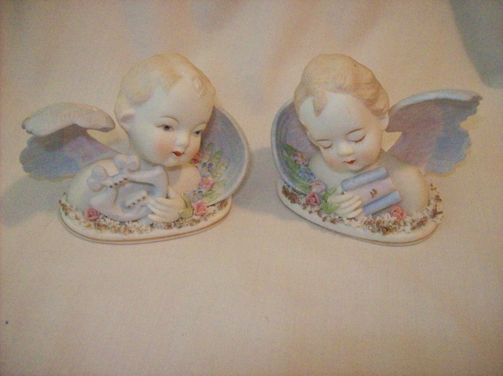 Pair of Vintage Lefton China Angel Cherub Figurines KW 432 Hand-painted Pastels