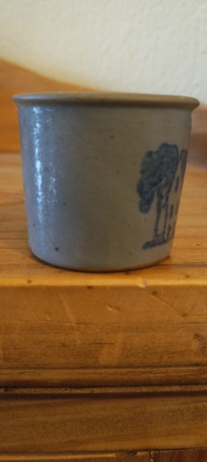 Miniature Blue/Tan Crock featuring a Quaint Cottage 1 1/2″ tall Glossy Finish