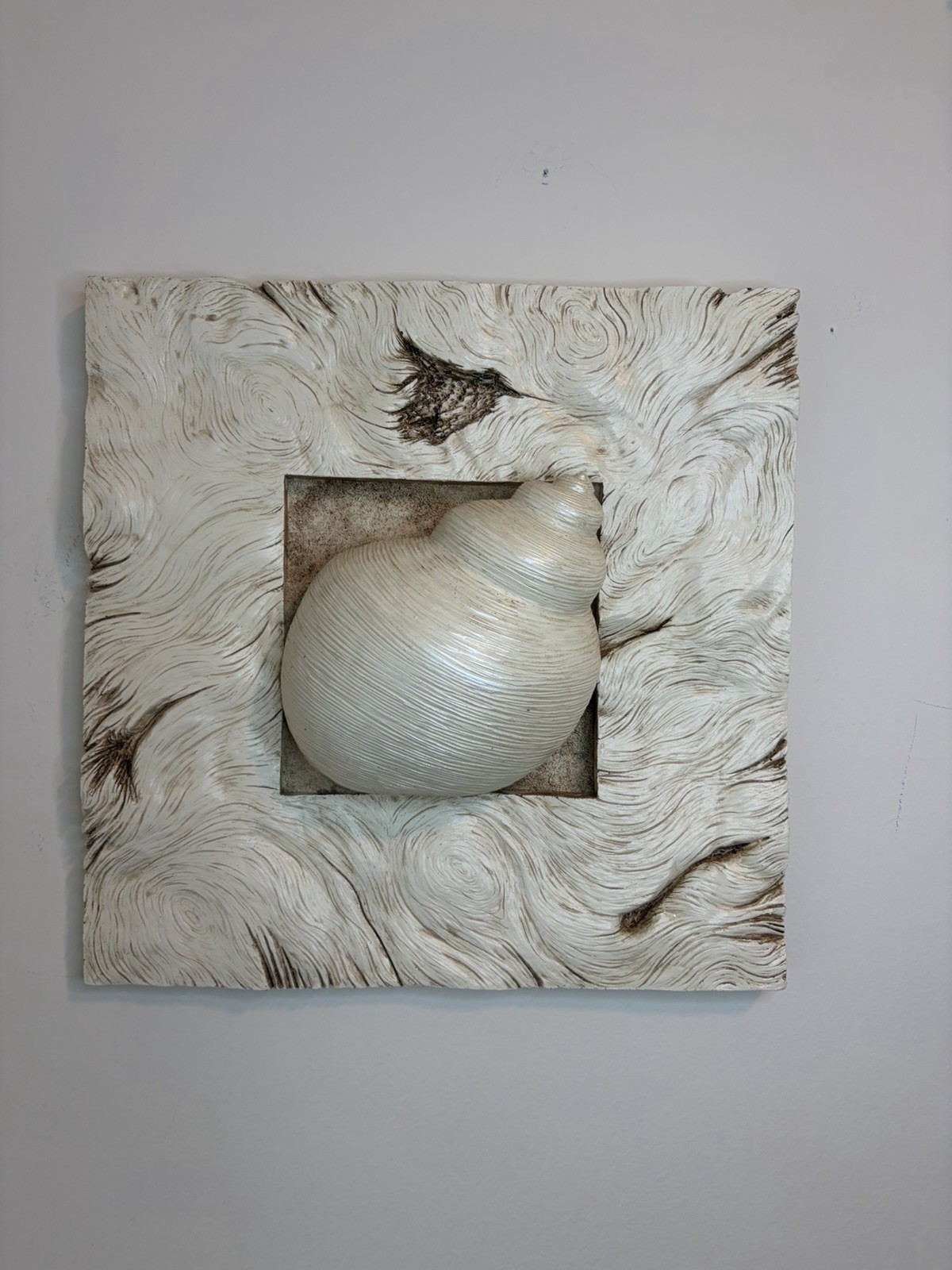 Jim Shore 2002 Spiral Seashell Hanging Wall Decor Plaque 12” Square 3D Rustic