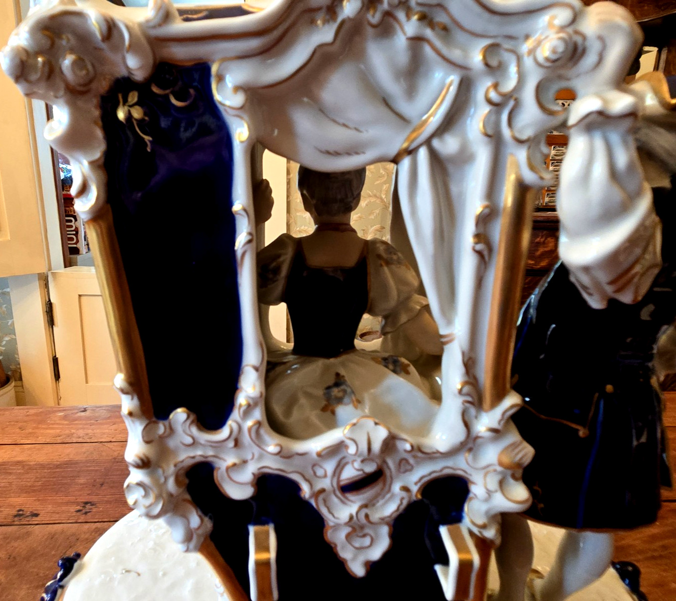 1970 ROYAL DUX BOHEMIA SEDAN CHAIR CARRIAGE COACH COBALT BLUE–BEAUTIFUL