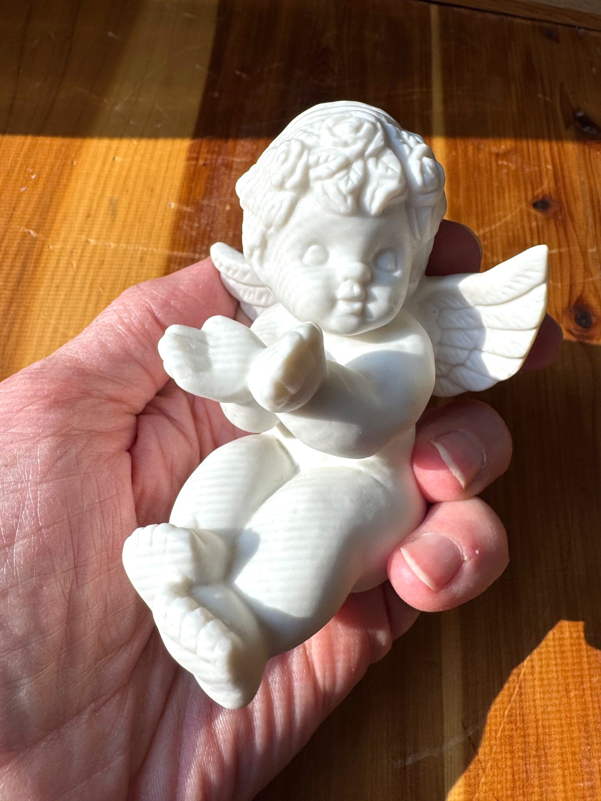Vintage Vigor made in China Sitting Cherub Figurine 3″x3″x3.25″ tall