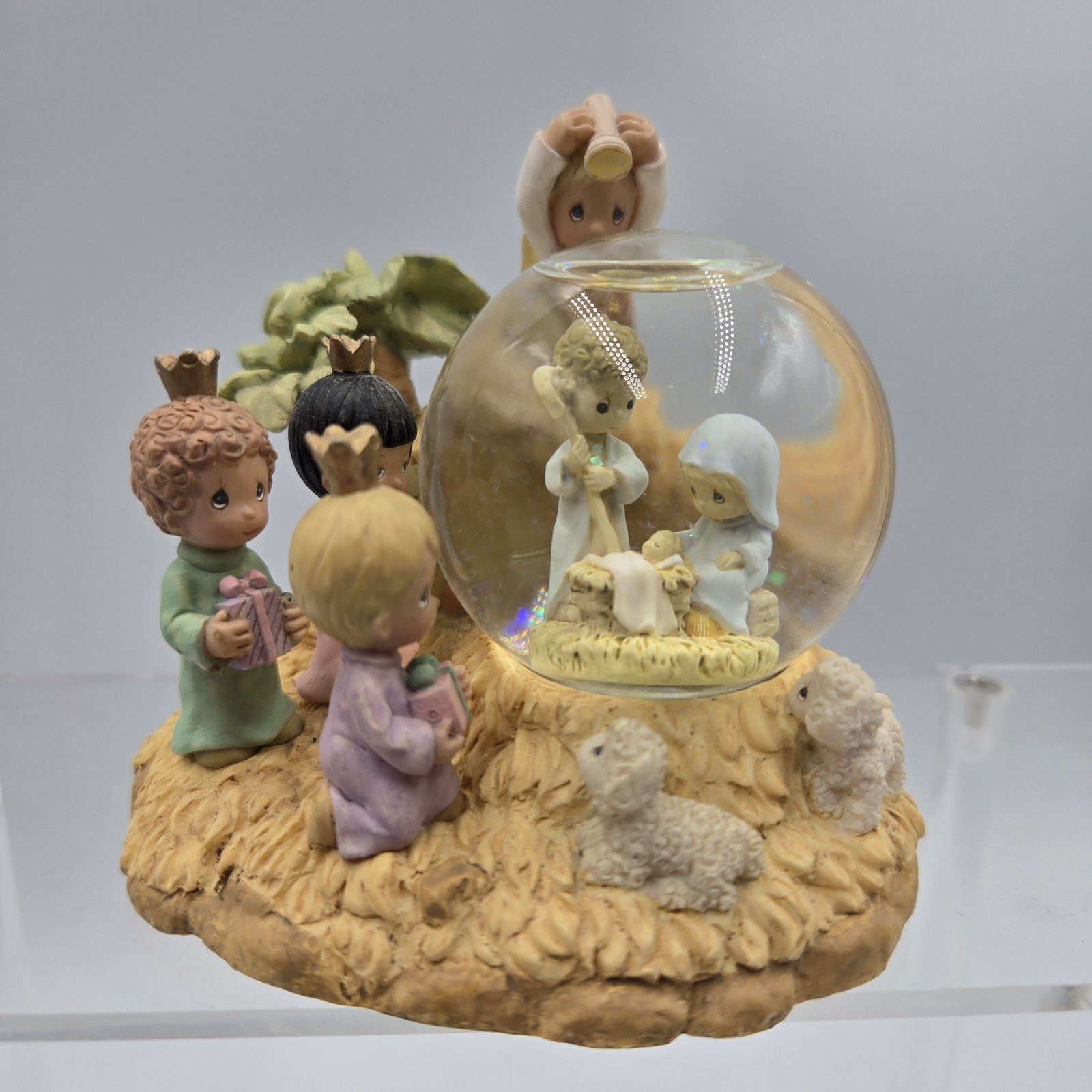 Precious Moments Figurines Nativity Snow Globe 2000 3.5×4” VTG Glitter Snow EUC