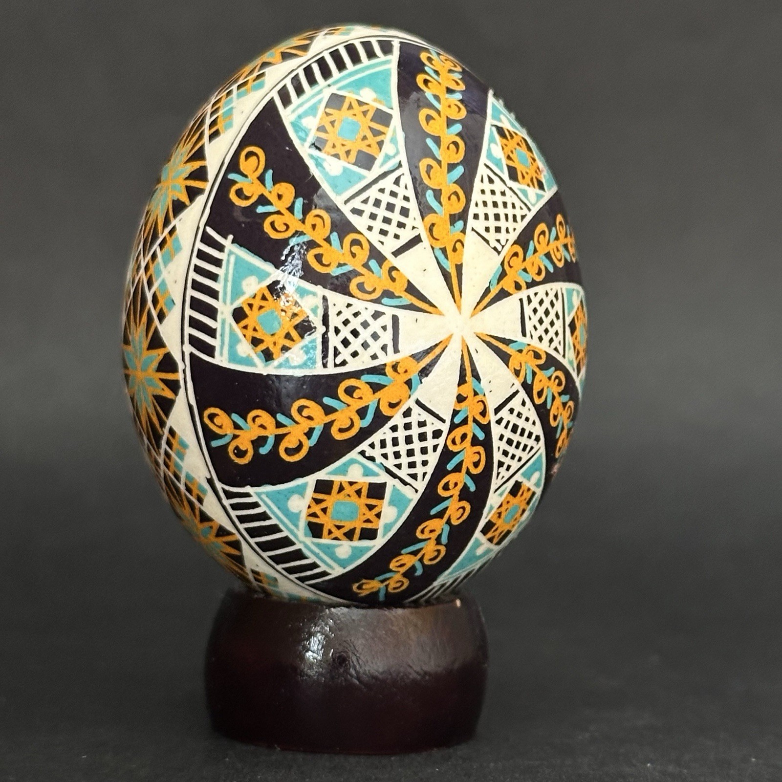 Real Ukrainian Pysanky.Chicken Hand Made Hutsul Pysanka. Easter Eggs.