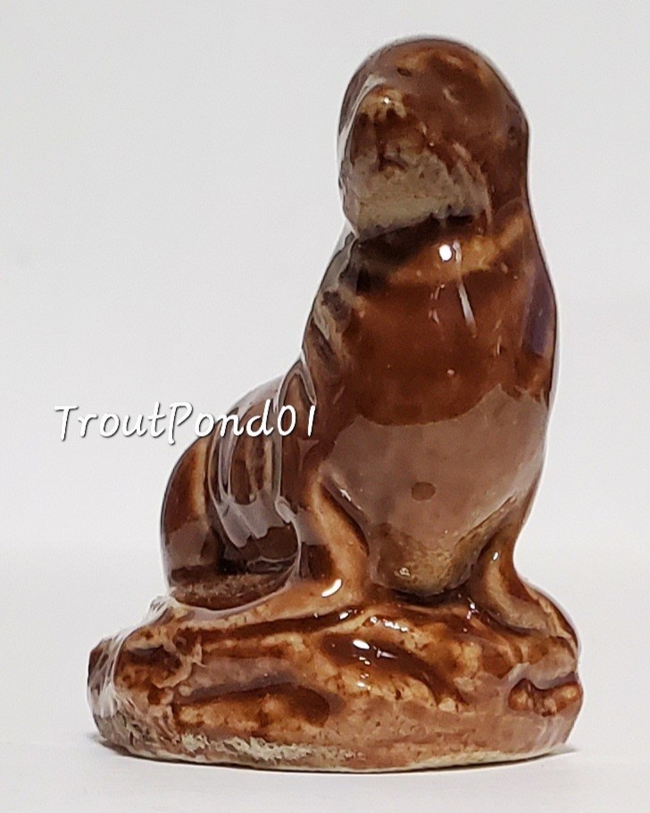 Wade Whimsies Seal Porcelain Figurine Variations Canadian 1967 TS Sealife US RRT