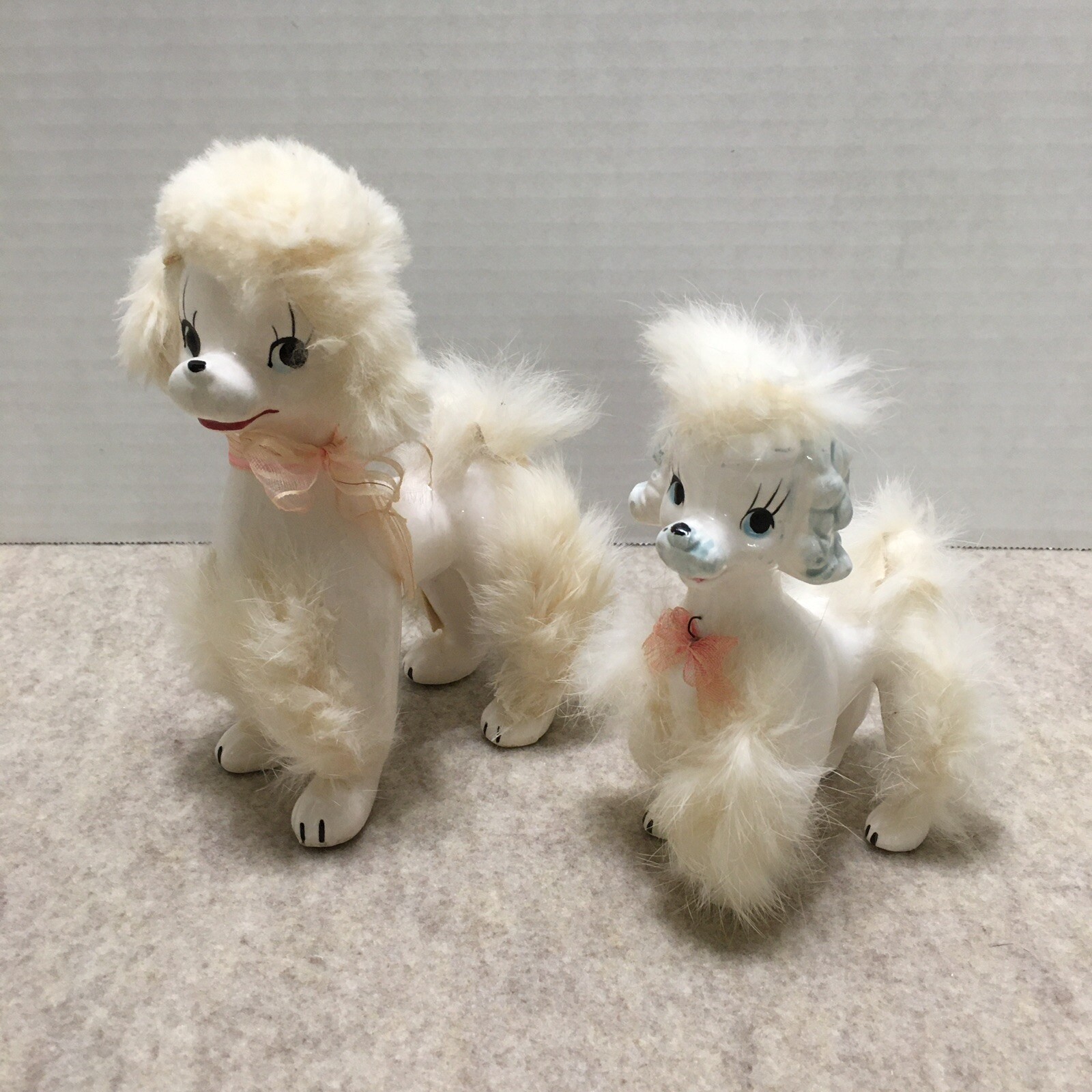 2 Giftcraft Poodle Ceramic Dogs White Angora Fur Figurines 5″ & 6″ Pink Bows
