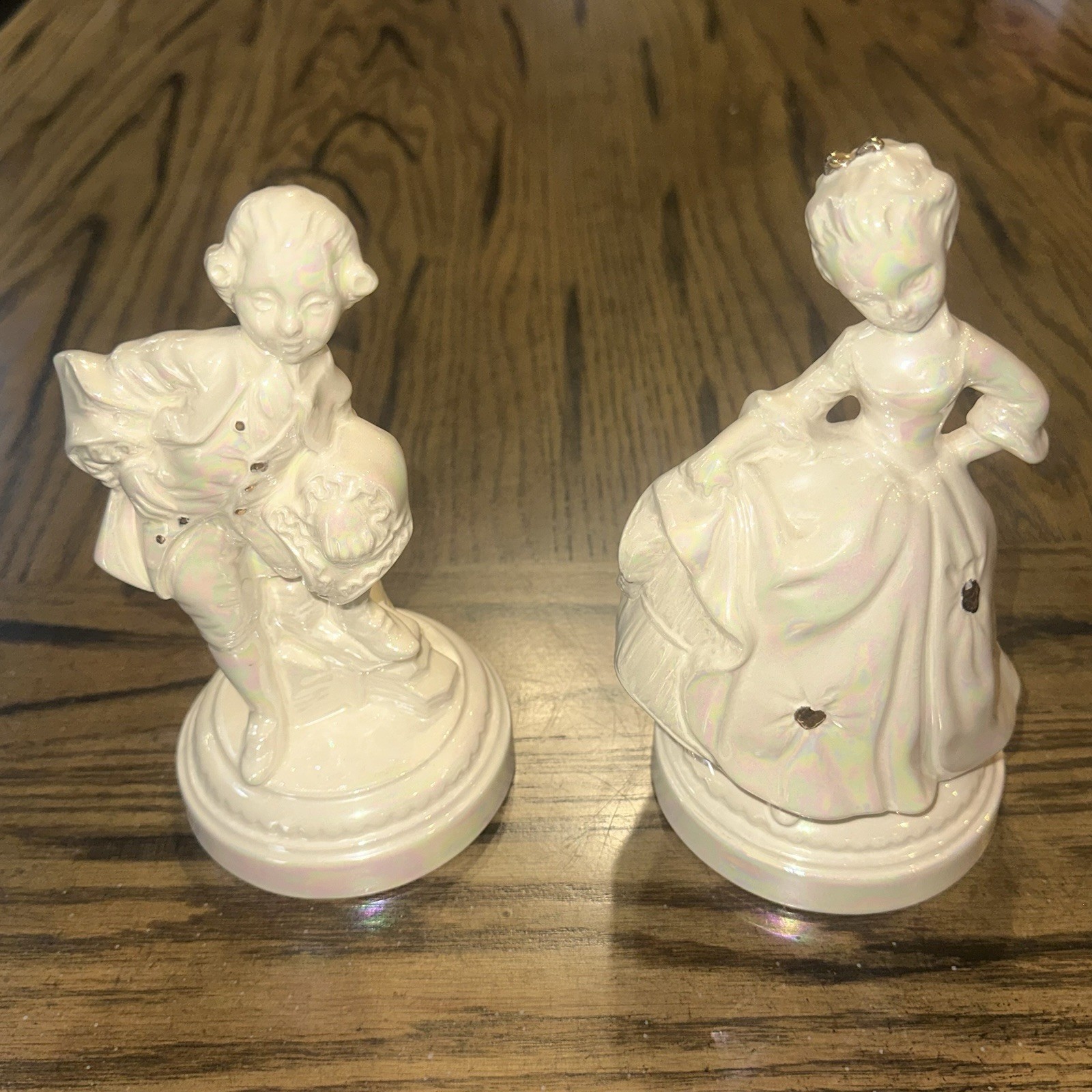 Holland Mold Woman Man Set Hand Painted Iridescent Pearl White Gold Signed N.R