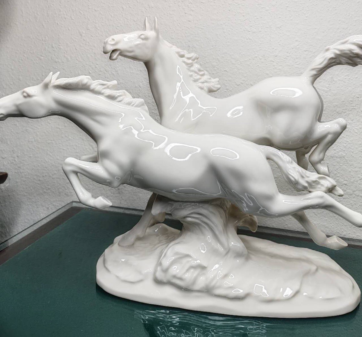 Hutschenreuther In Freedom White Horses Figurine 15.5”MH Fritz Design Wild