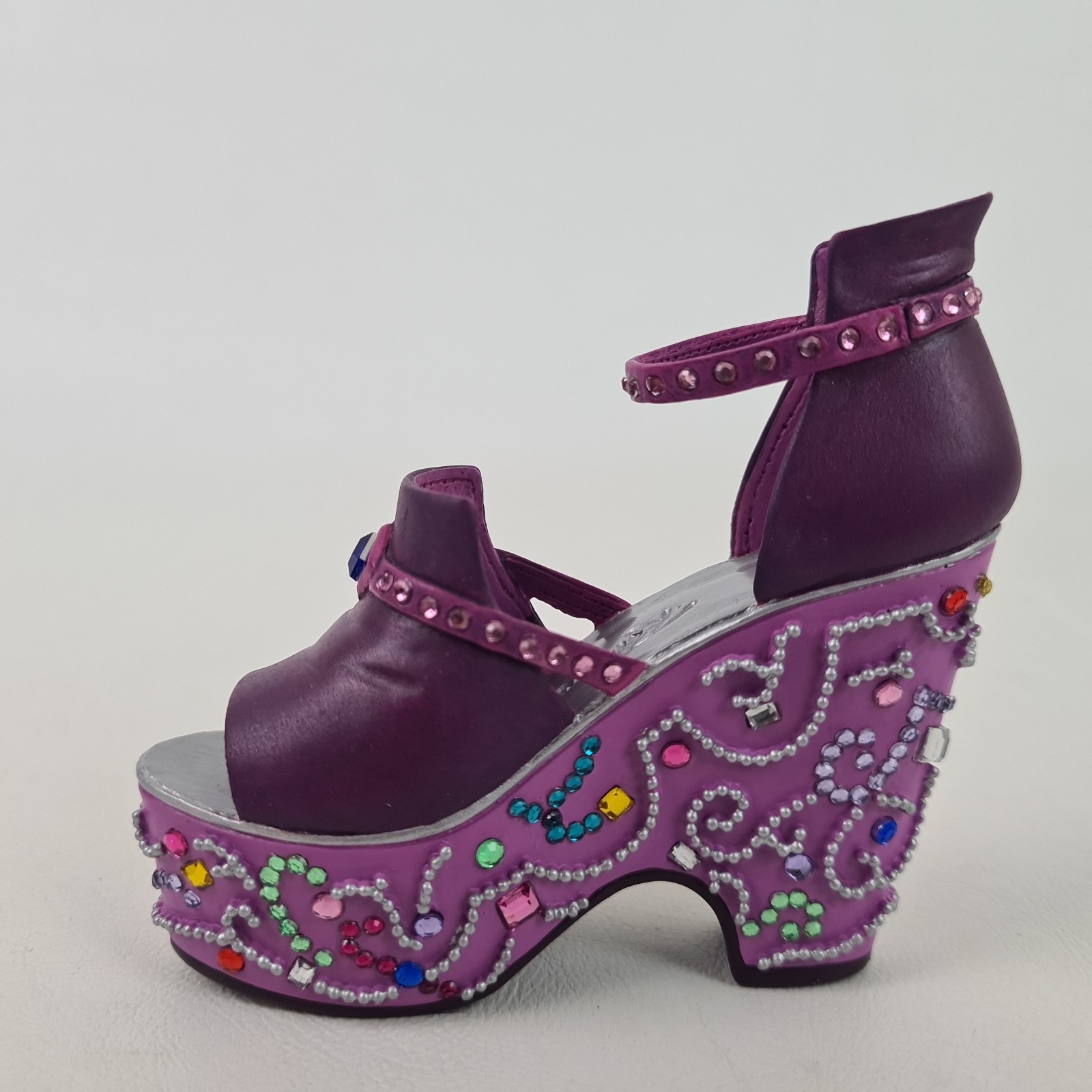 🚨 Just The Right Shoe “Mardi Gras” By Raine Stepping Out 25103 Miniature Vntg