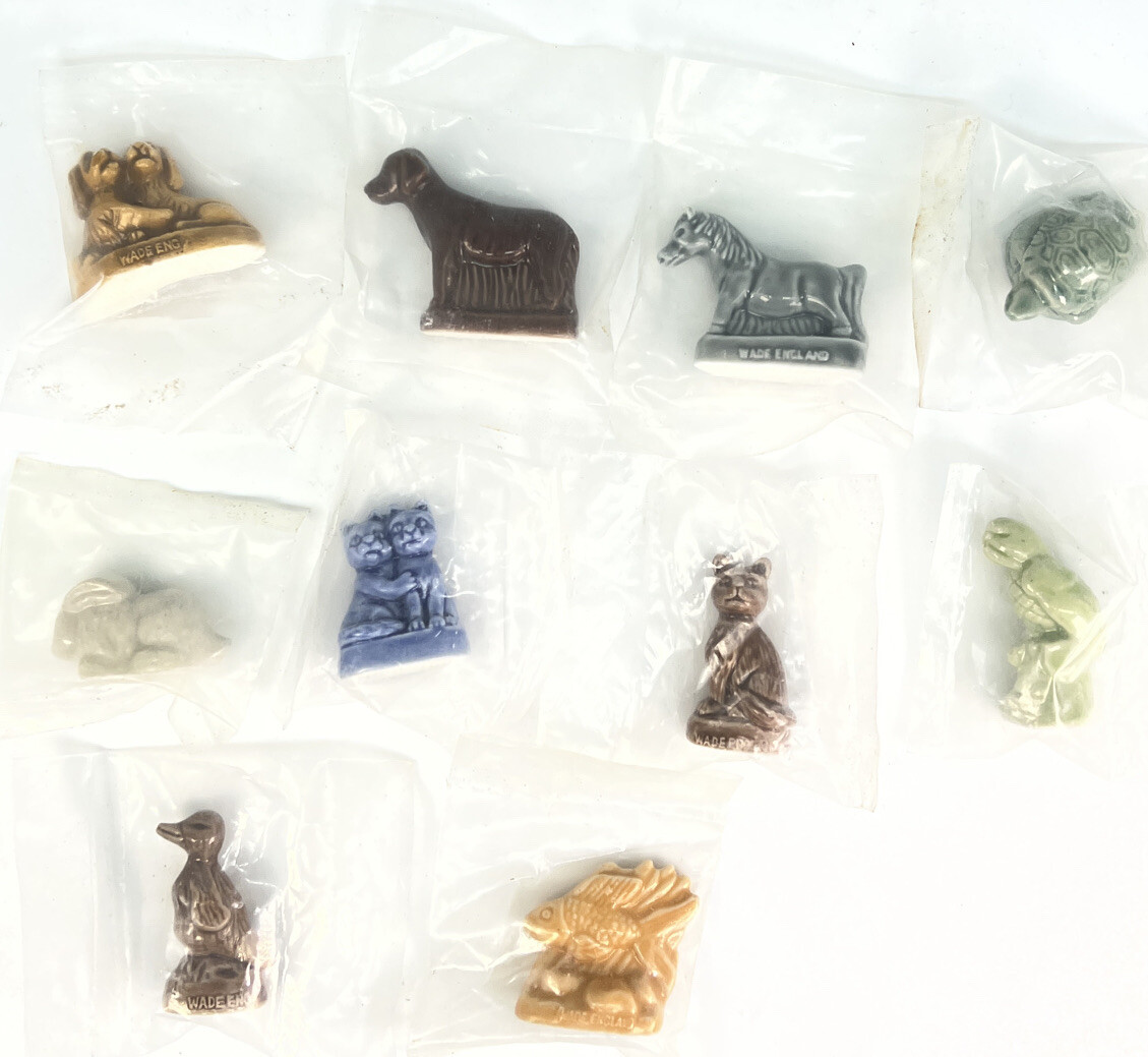 Vintage Wade Red Rose Tea Figurines England PET SHOP Complete Set Of 10 New