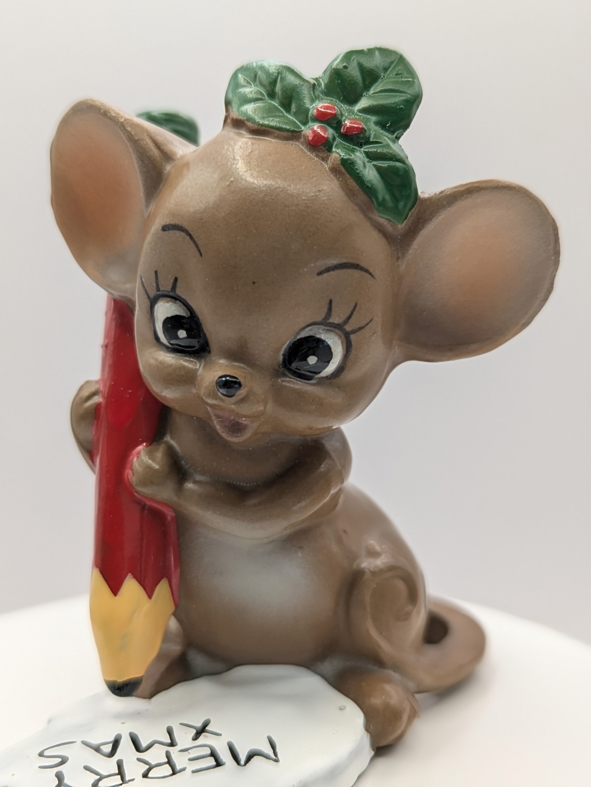 Vtg Josef Originals ‘Merry Xmas’ Christmas Mouse Figurine w/Foil Label 2.75″