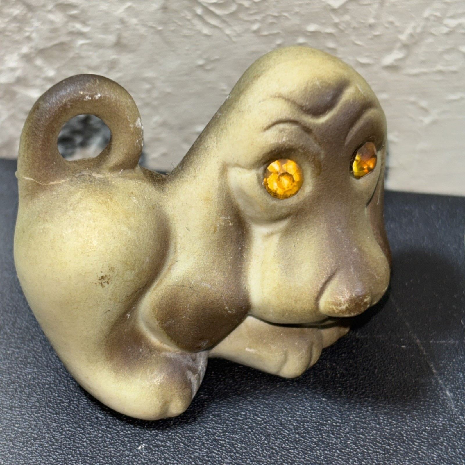 2 Vtg Bloodhound Dogs with Jeweled Eyes Mini Figurine USA 2″