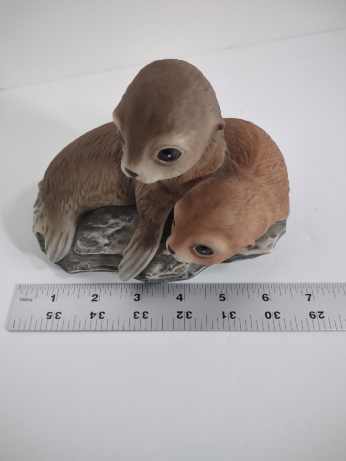 Vintage Porcelain Homco 2 Brown Baby Seals Figurine Masterpiece Collection 1981