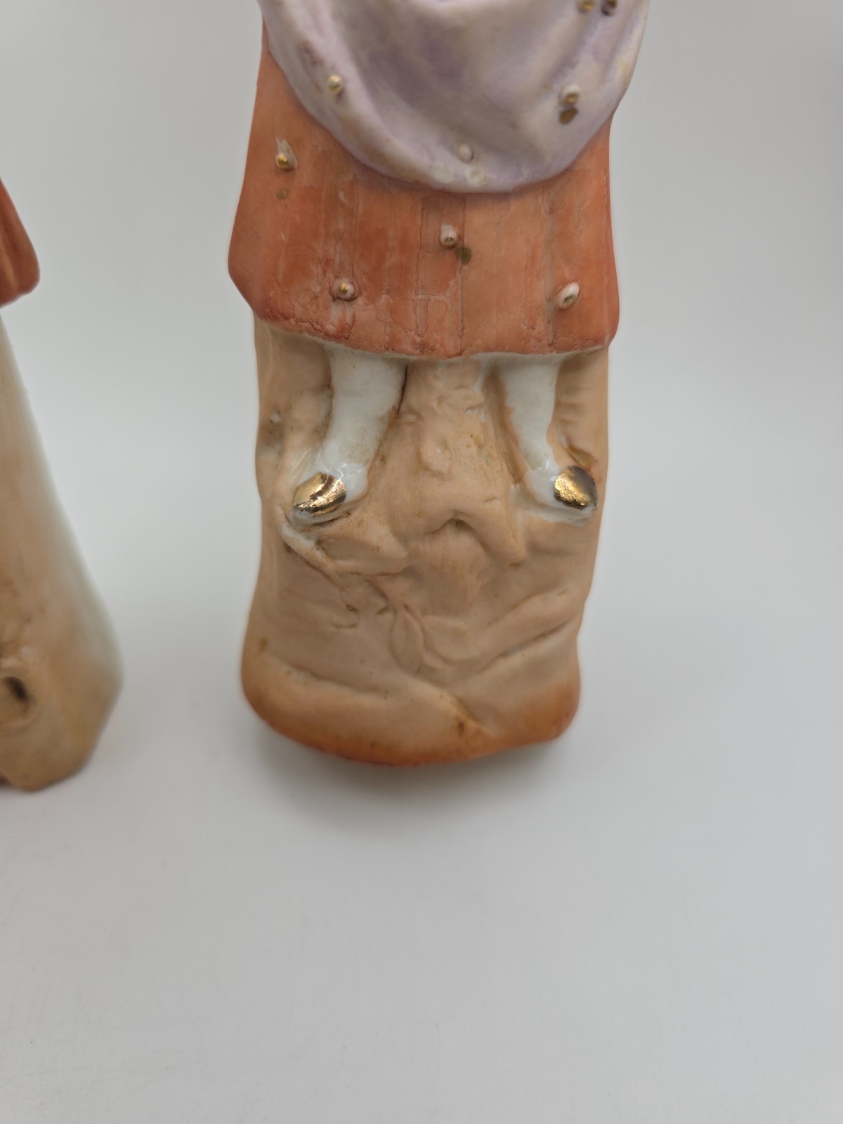 Vintage Porcelain Colonial Couple Figurines Pair Hand Painted Gold Accents 8″