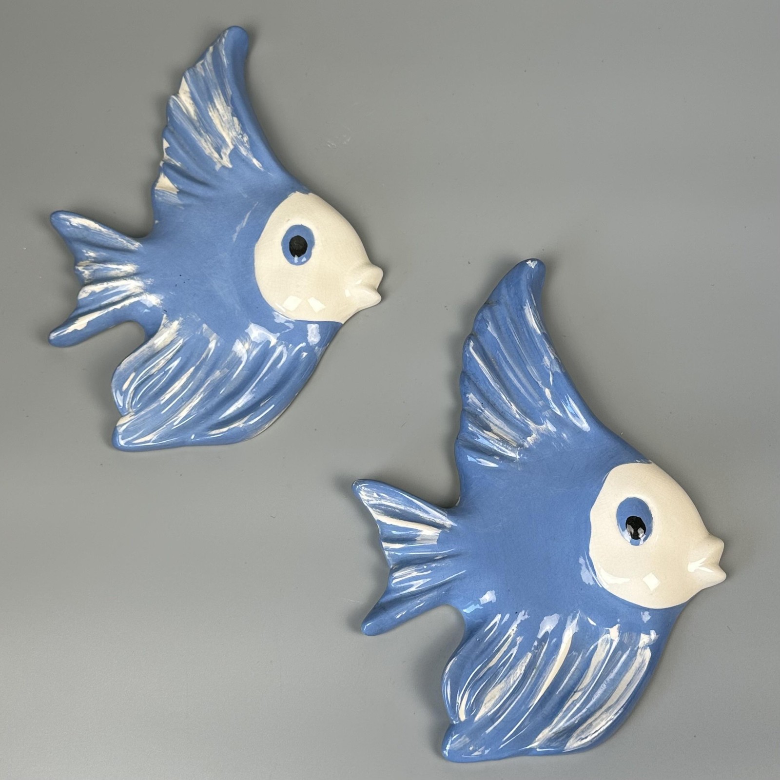 VTG Ceramic Angel Fish Wall Plaques Pair Blue Glossy Hand Painted Kitsch MCM ’81