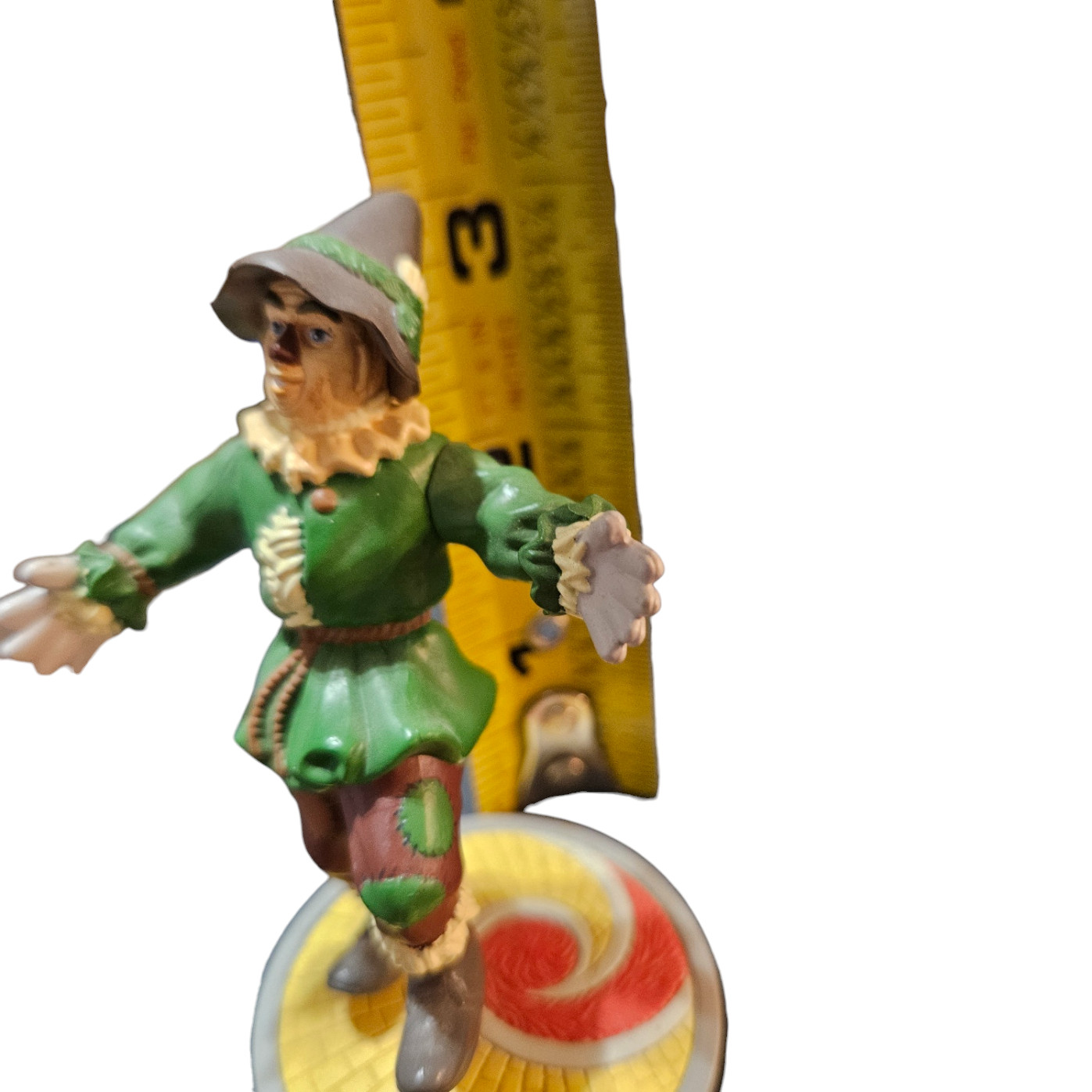 Enesco Wizard of Oz Scarecrow Figure 1998, Turner Toy Cake Topper 3.25 Inches