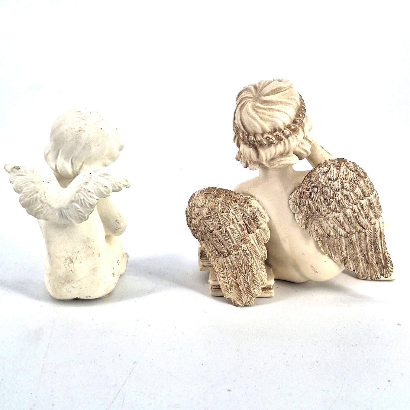 Lot of 9 Angel Figurines Cherubs Angels Porcelain /Plastic Home Décor Vtg
