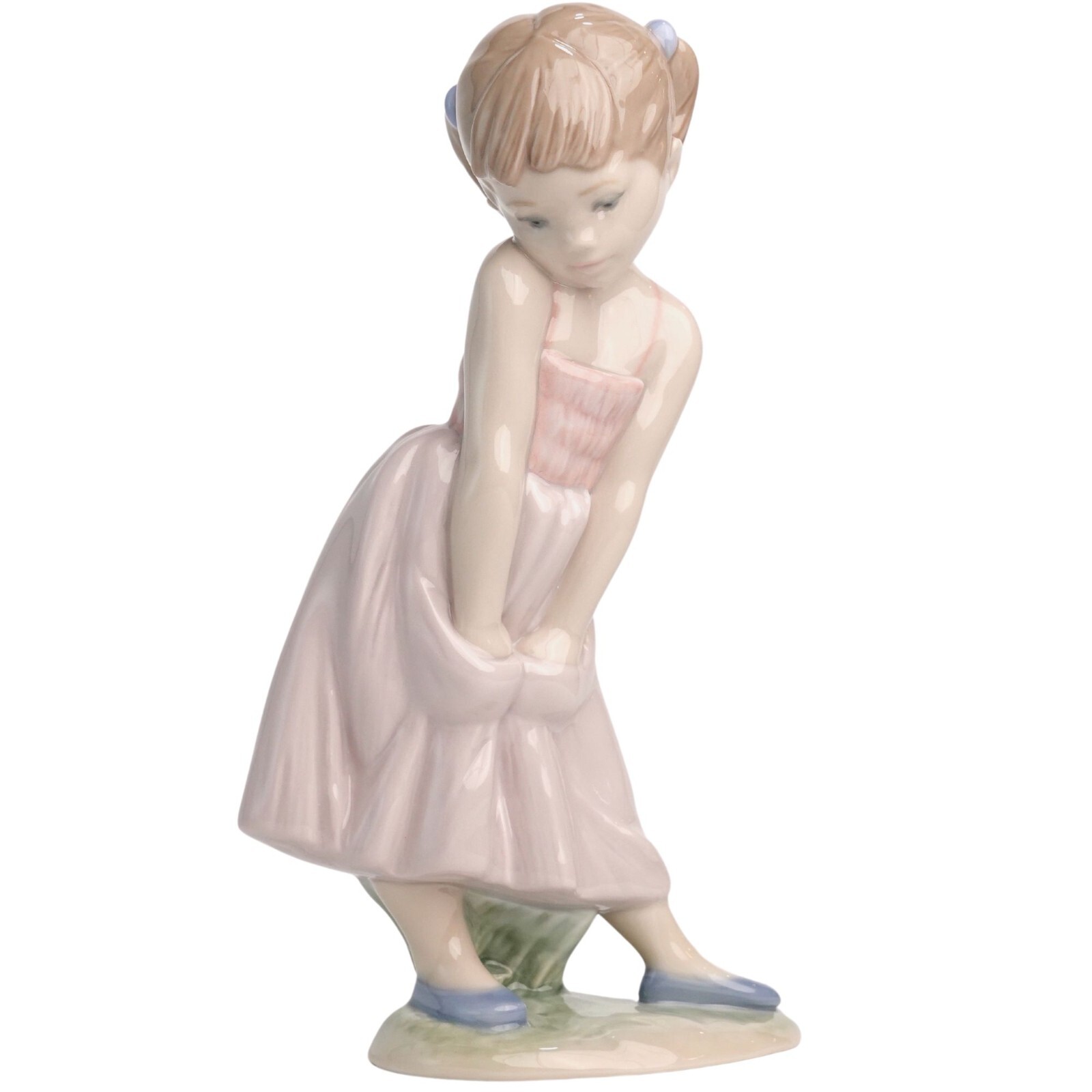 Lladro Figurine #9171 “Sweet Shyness” Annual 2015 Piece RETIRED PRECIOUS!