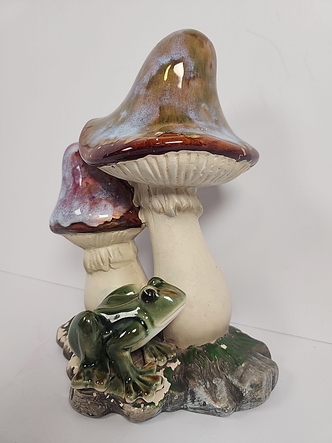 Vtg 1970s Ceramic Mushrooms Frog Figurine Solid Base Retro Toadstool Cottagecore