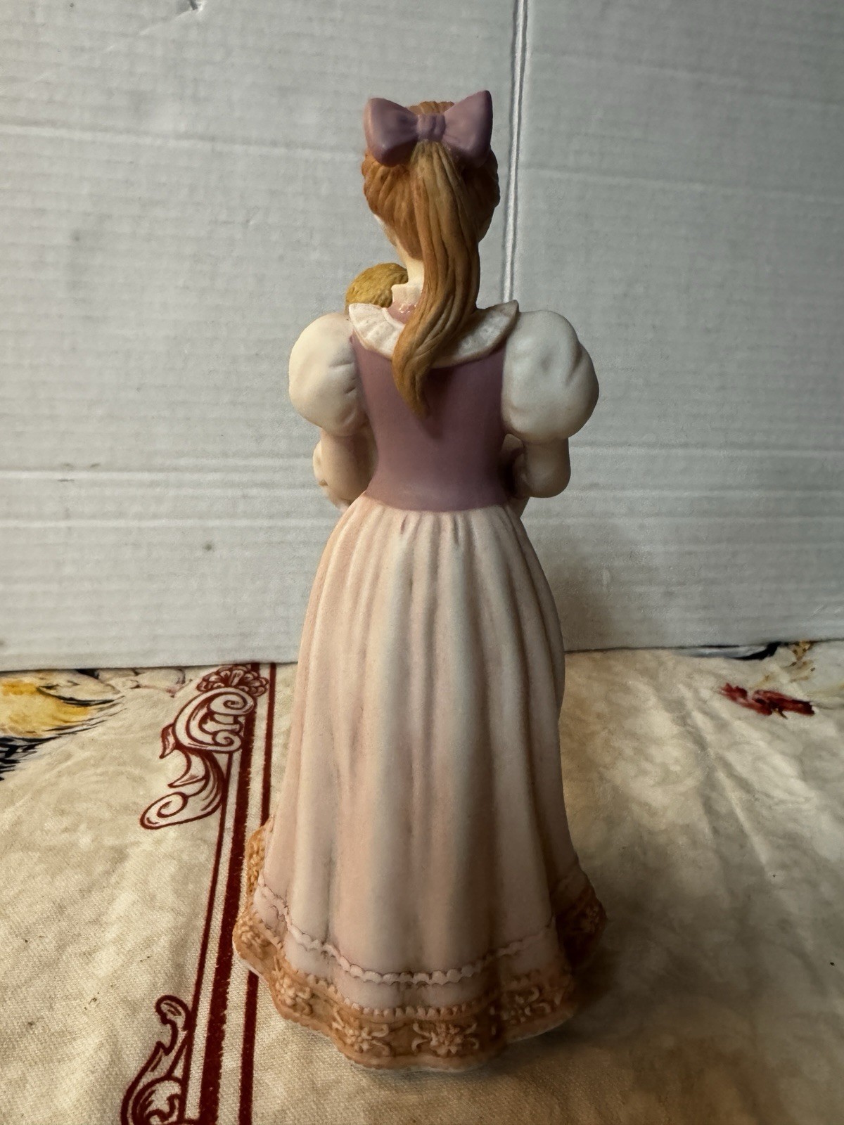 Home Interiors Homco Comforting Arms 14014-99 Mother & Baby Figuruine Porcel