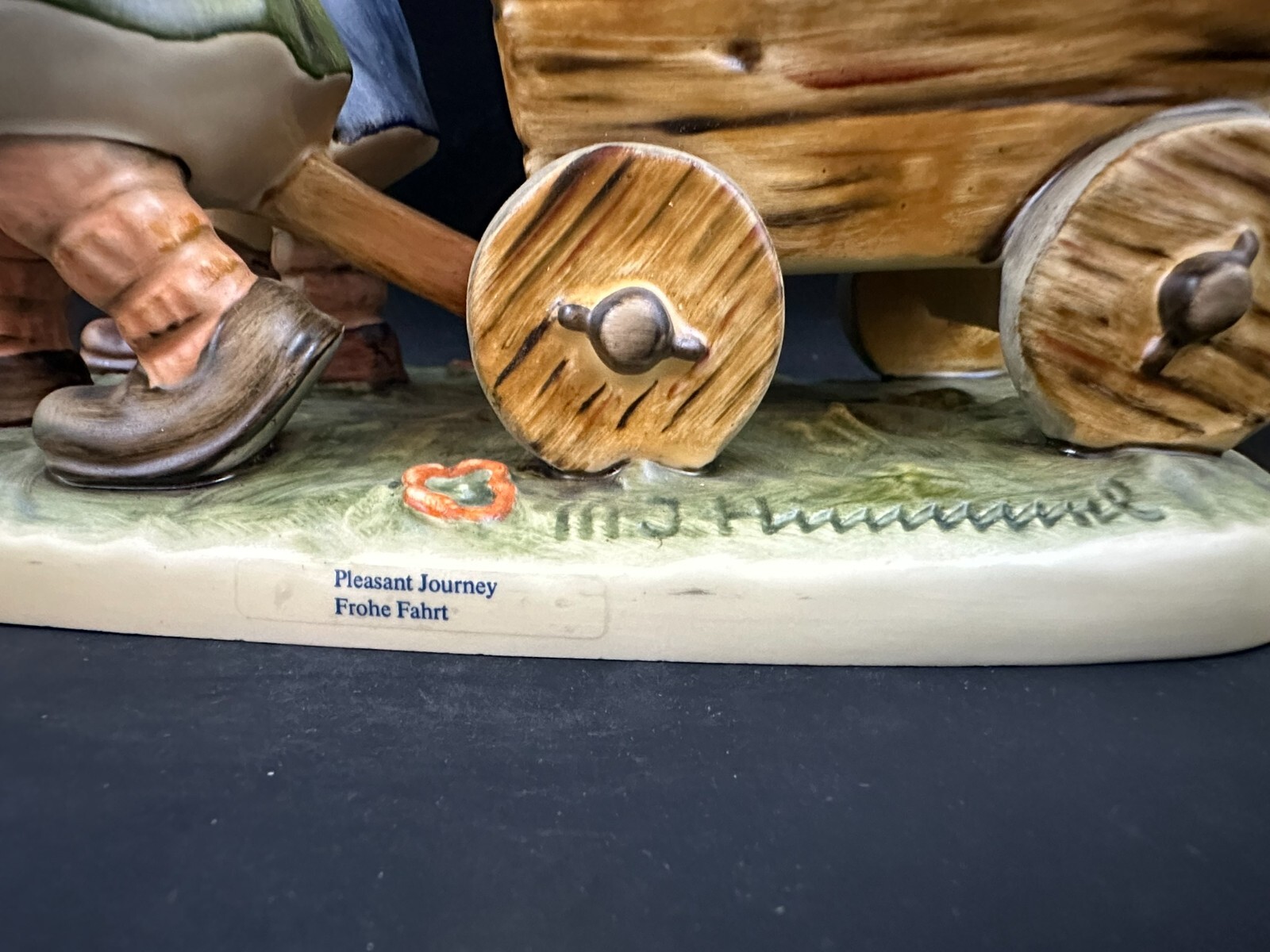 Hummel “PLEASANT JOURNEY” HUM #406, Signed!!!, 6.25 in, Mint, original box