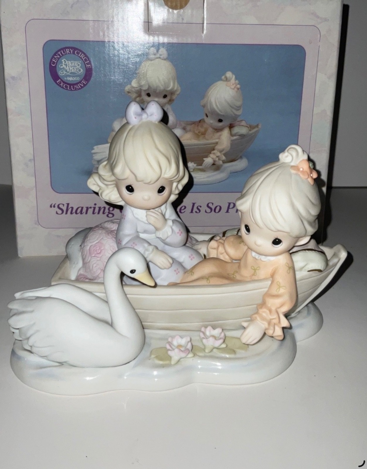 Precious Moments #456349 “Sharing Our Time Is So Precious”Century Circle Ex Lmtd