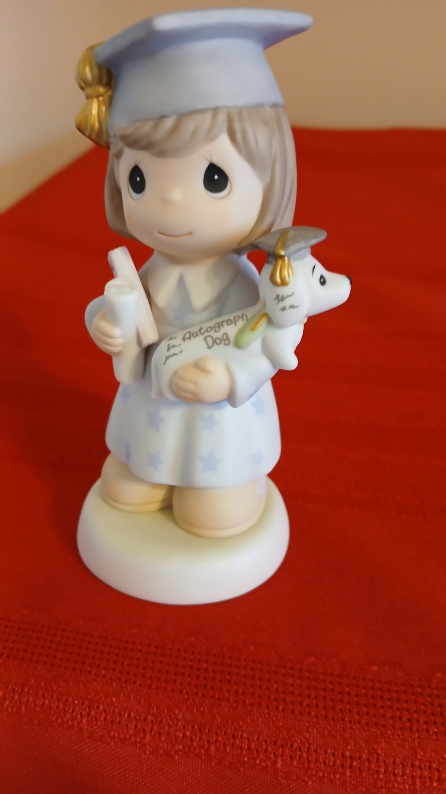 Precious Moments Figurine 101499 “You’re An All Star Graduate” 2001. NO BOX.