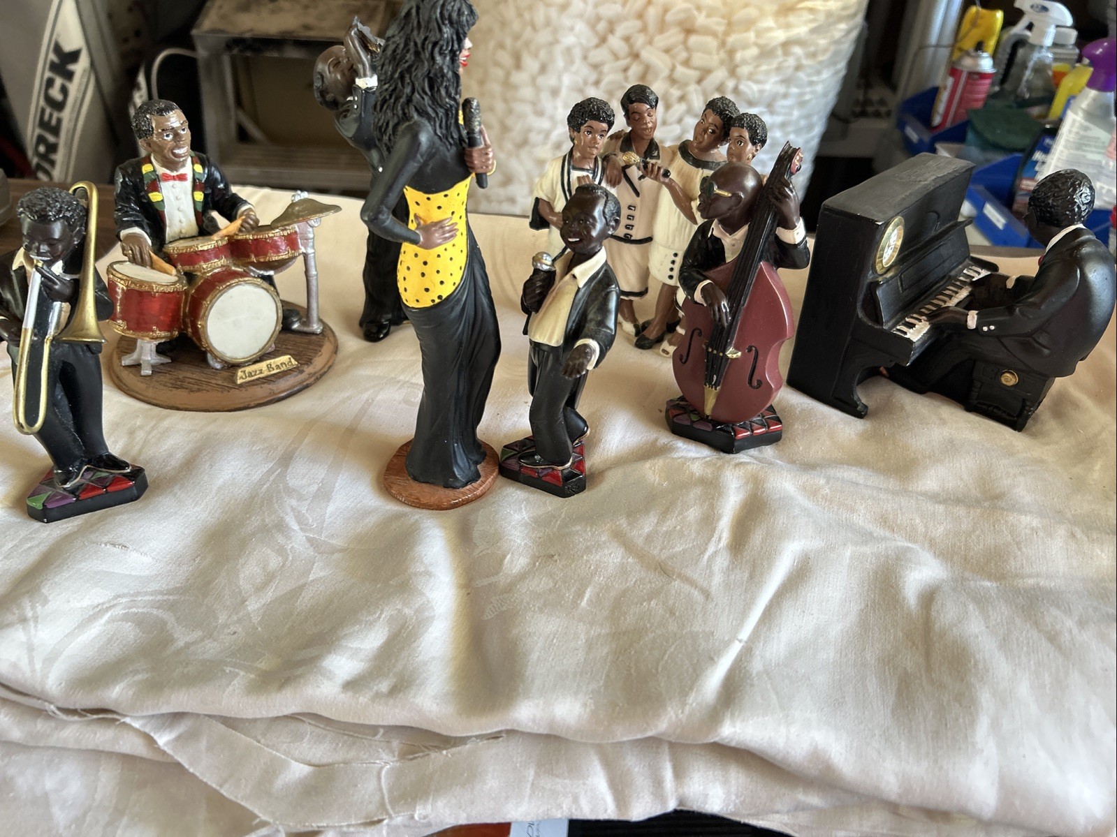 8 Pc. Parastone Musical Jazz Band Folk Art Resin Musician Singers Horns Figures