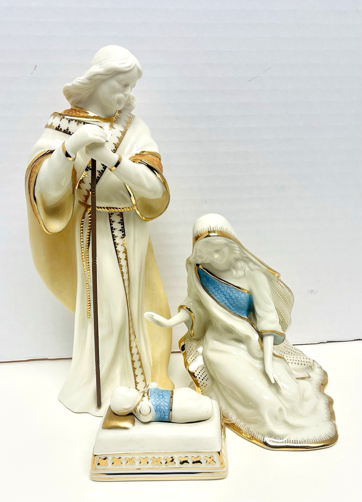 Lenox First Blessing Nativity The Holy Family Set of 3 Figurines- EUC