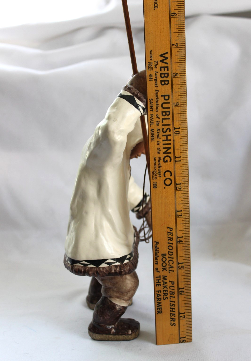 C. Alan Johnson Alaska Inuit Man Hunter Rope/Spear Ceramic Figurine ©1962 AK16