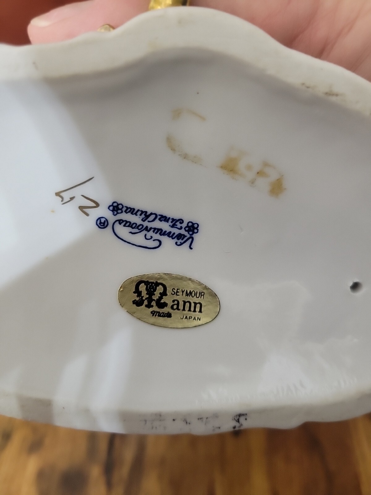 SEYMOUR MANN Viennawoods Fine China #27 Lady Figurine made in Japan