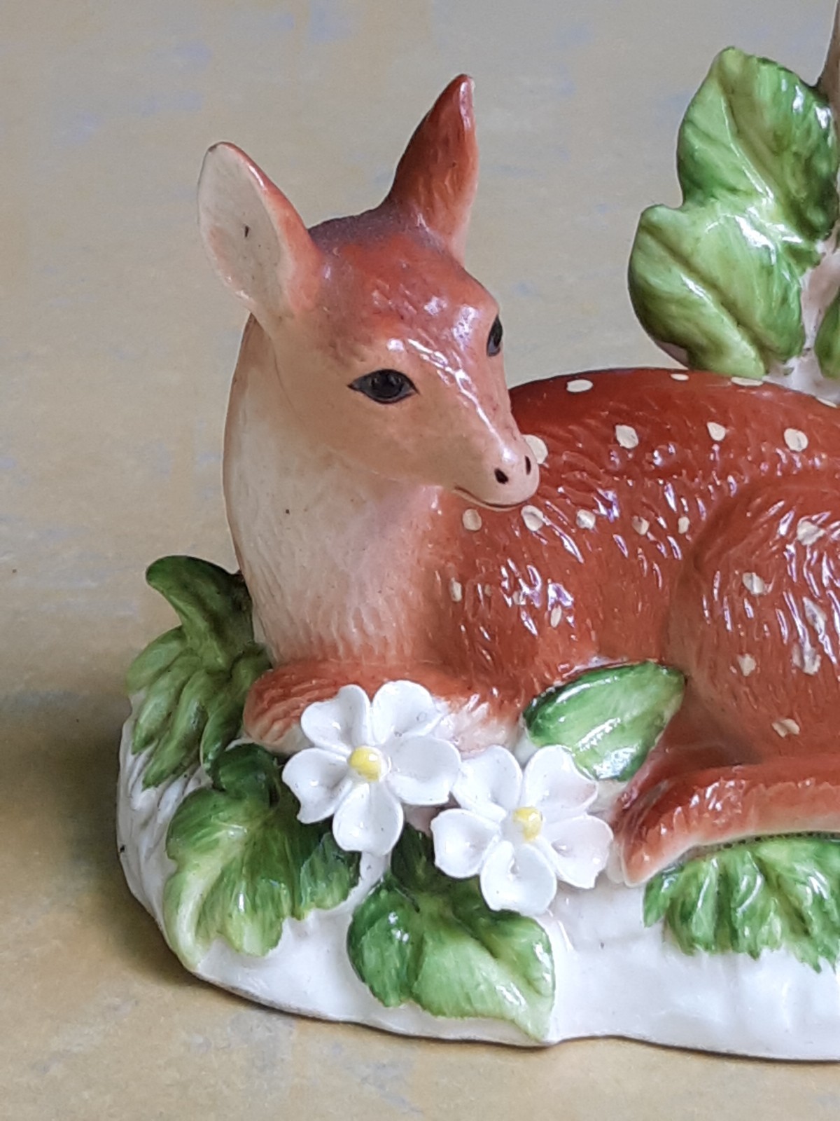 Vtg HOMCO Deer Doe Forest Flowers Fawn Figurine Porcelain #8879 Home Interiors