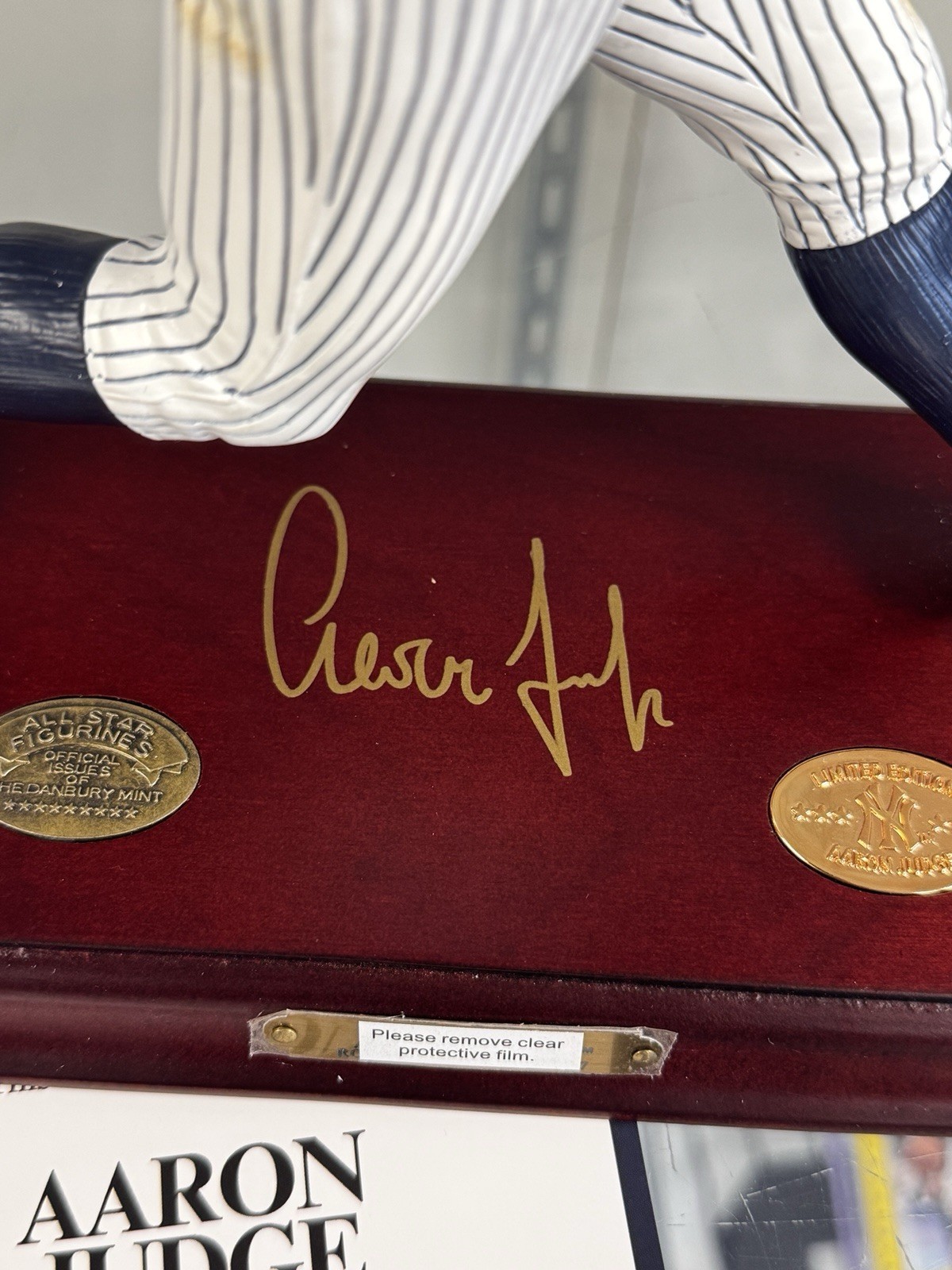 Aaron Judge Signed New York Yankees Danbury Mint Statue Figure – Authentic