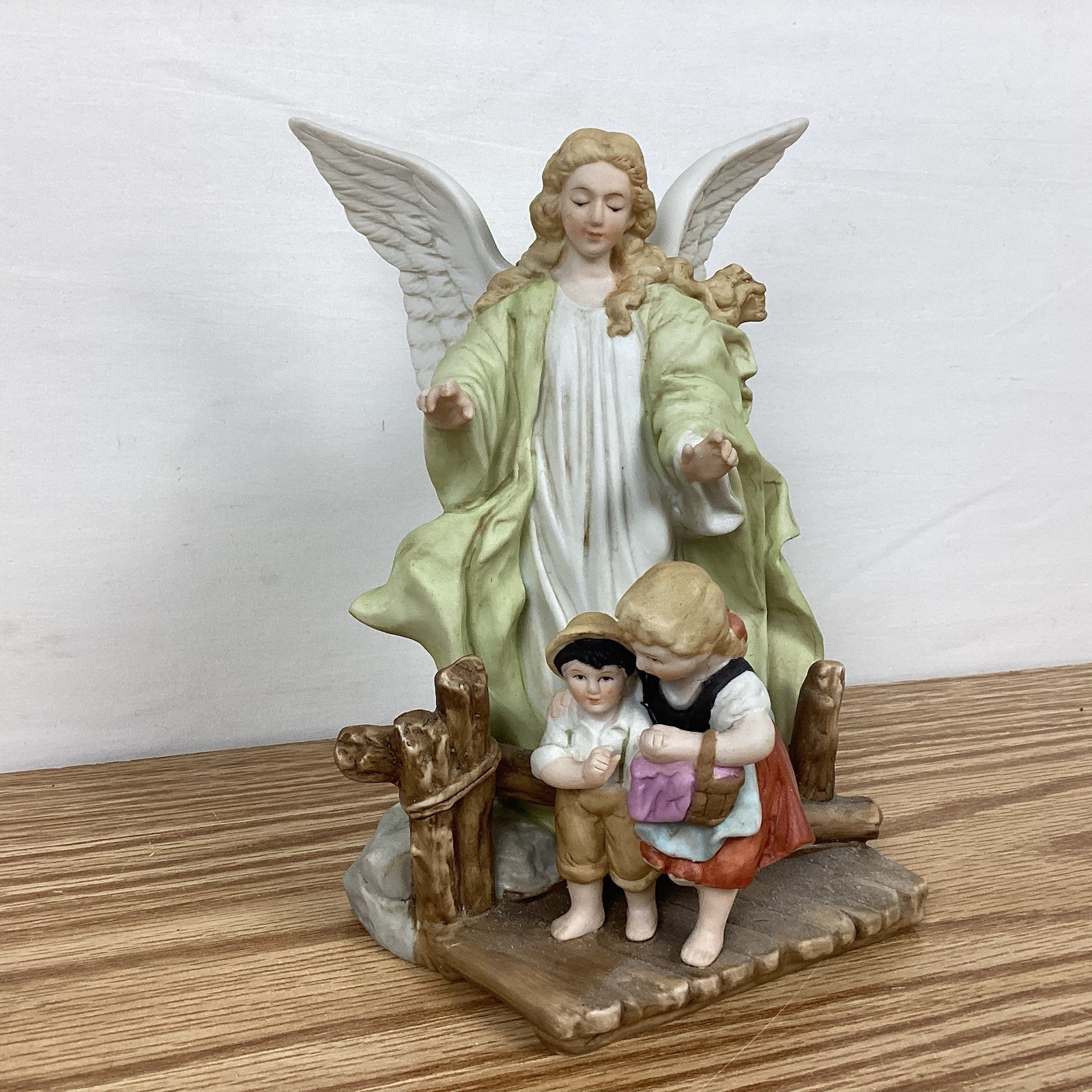 1988 Lefton Hand Painted Porcelain THE BETHLEHEM COLLECTION-1985 Guarden Angel