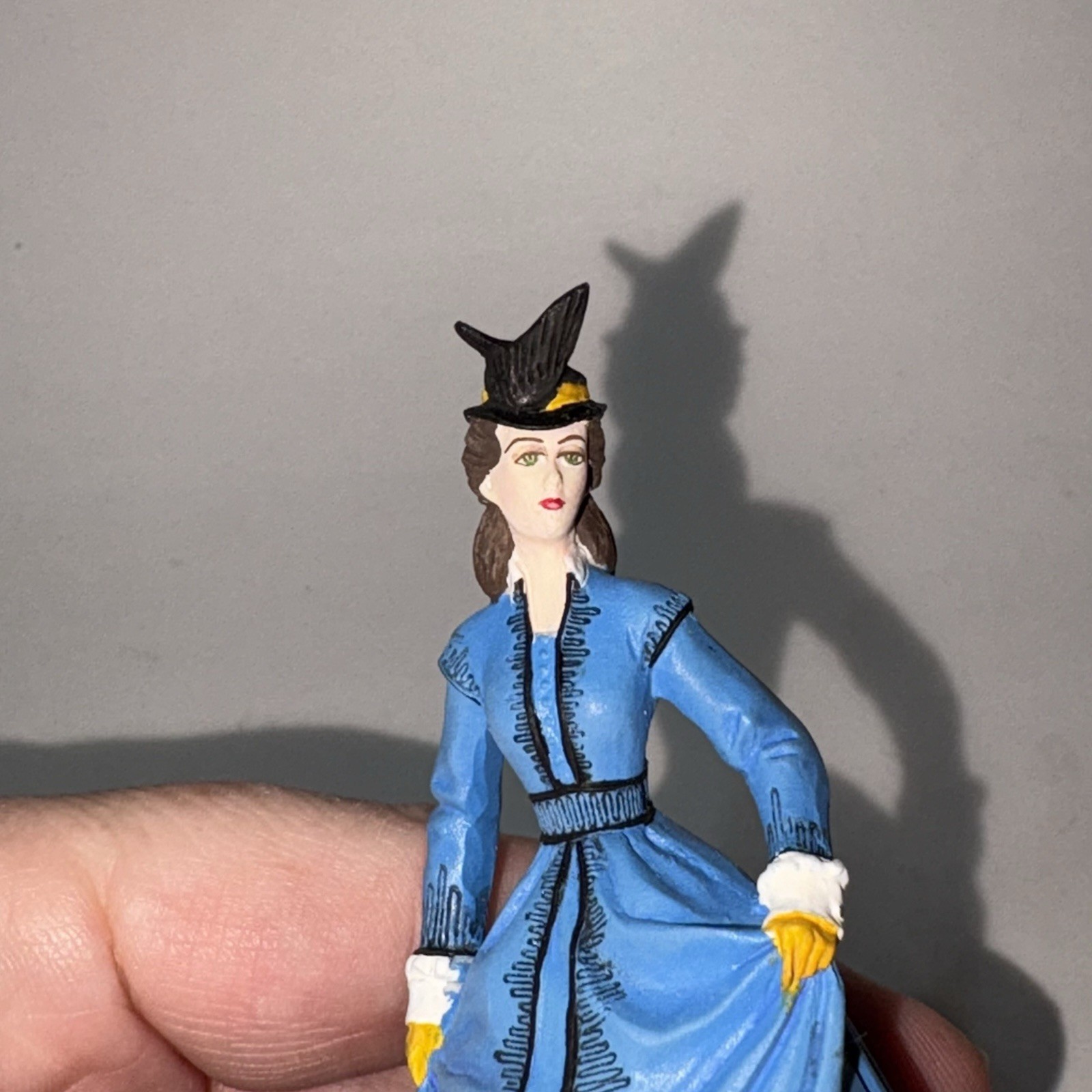 Franklin Mint Gone With The Wind Scarlett O’Hara Her Courage Shanty Dress 1991