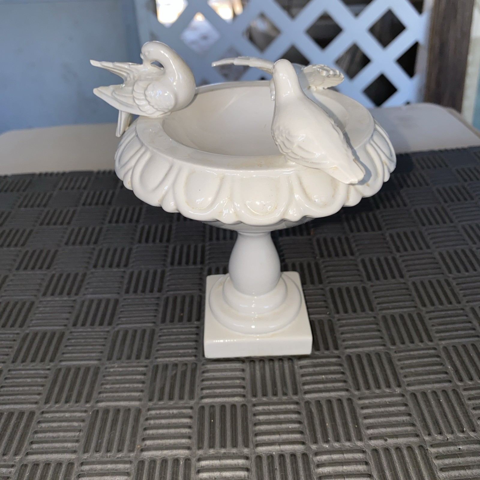 Vintage Miniture Bird Bath With Three Doves Of Peace Perched On Birdbath