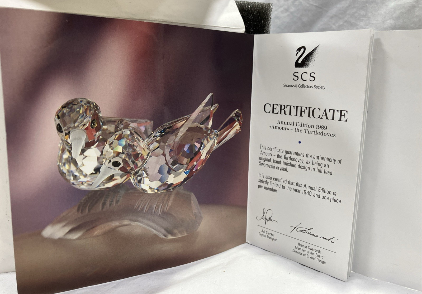 Swarovski Collector’s Society ‘89 Annual Amour Turtle doves w/COA & Box as is