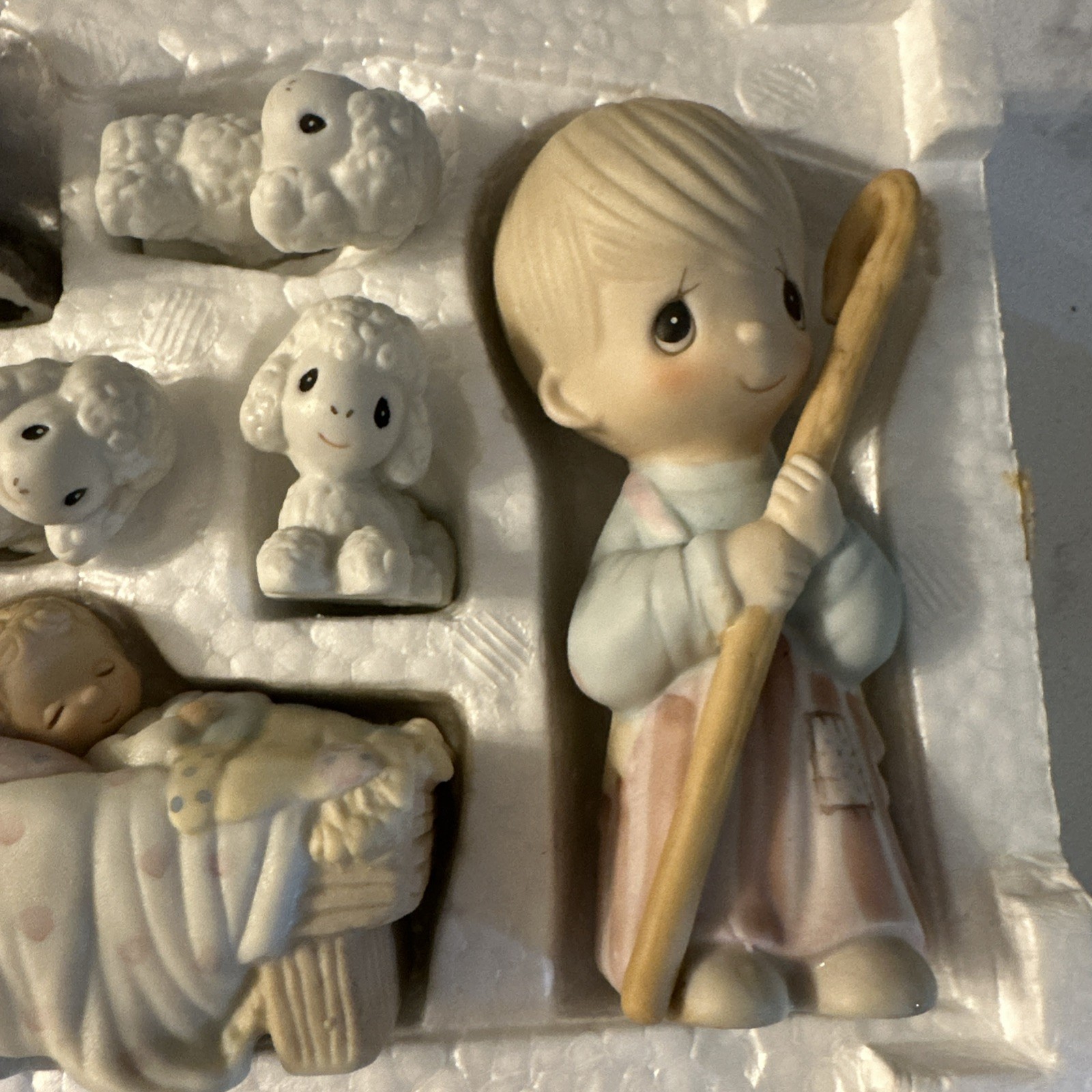 Precious Moments Nativity Set E2800 9 Piece 1979 & Box, Come Let Us Adore Him
